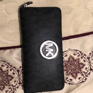 MK wallet